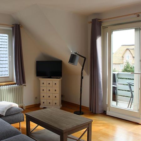 Schmuck Un Fien - Gemuetliches Urlaubszuhause Mit 2 Schlafzimmern Im Wunderschoenen Ortsteil Dorf Fuer Familien- Freunde- Und Paarurlaub Apartment Sankt Peter-Ording Exterior photo